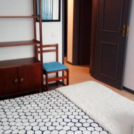 Πανσιόν Rua 5 House 3*