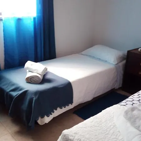 Πανσιόν Rua 5 House 3*